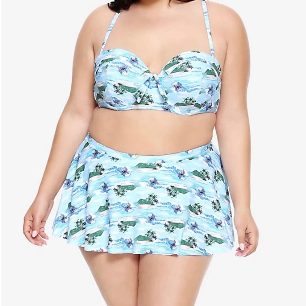 Nwt Hot Topic Stitch skirted bikini